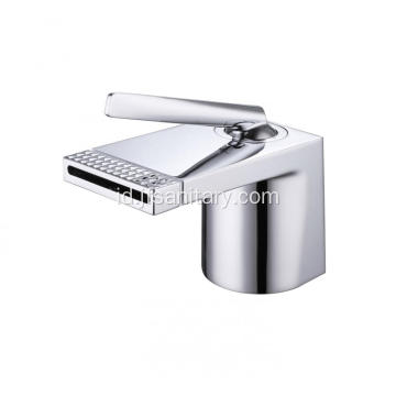 Waterfall Basin Faucet Chrome Brass dan Acrylic